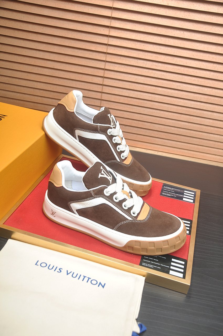 Louis Vuitton Paneled Low-Top Sneakers - Lug Sole